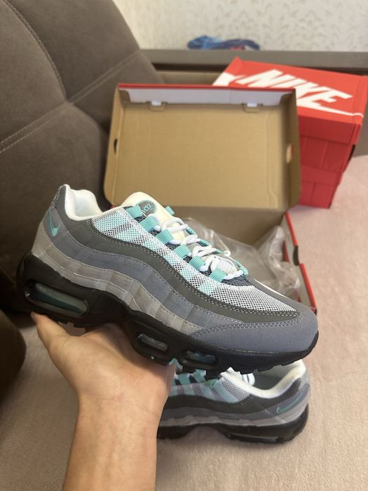 продаю кросівки air max 95 голубі ОЛХ ДОСТАВКА!