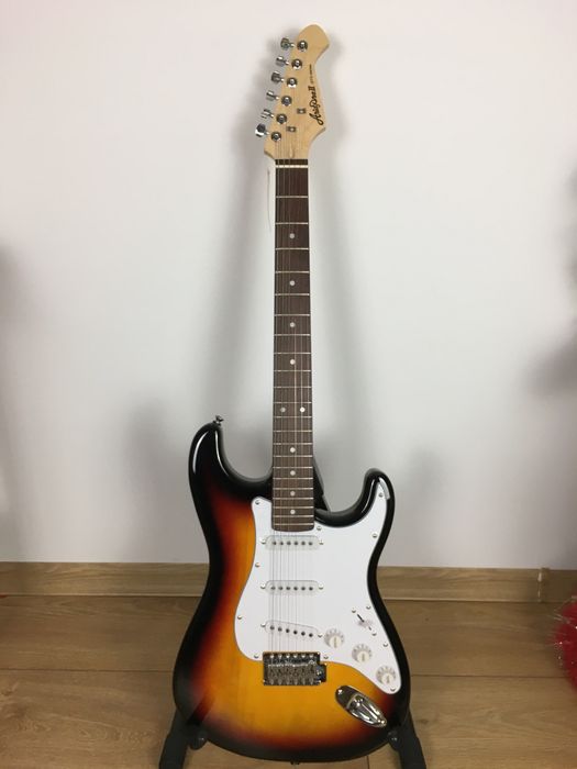 Gitara elektryczna Aria Pro II STG-003 typu Fender Stratocaster 3TS