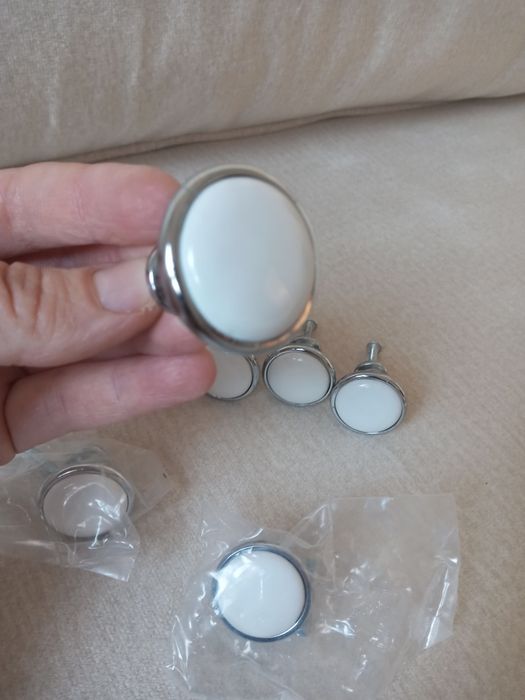 Uchwyty do szafek 7 szt