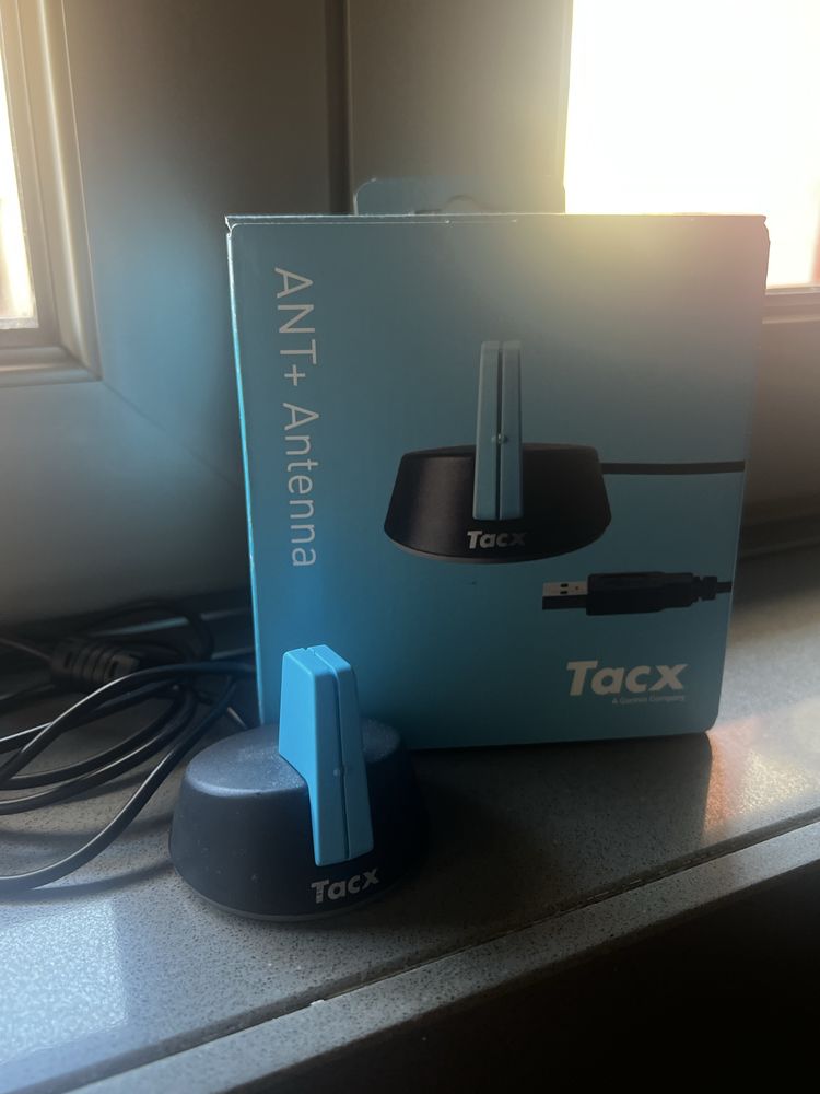 Rolo Elite XR-T + Pen ANT+ + Tapete Elite