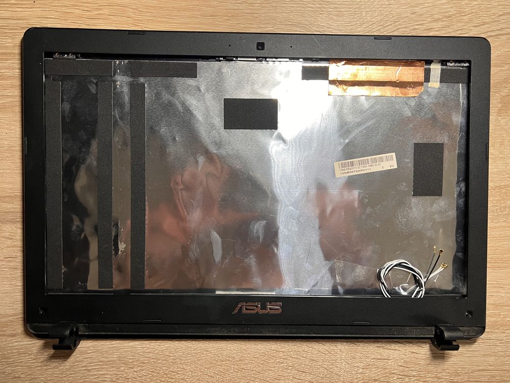 Разборка ноутбука Asus X550C