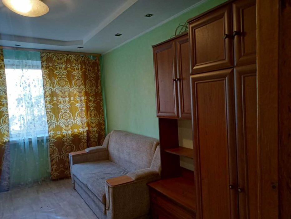 H S2 Продам гостинку метро Армейская