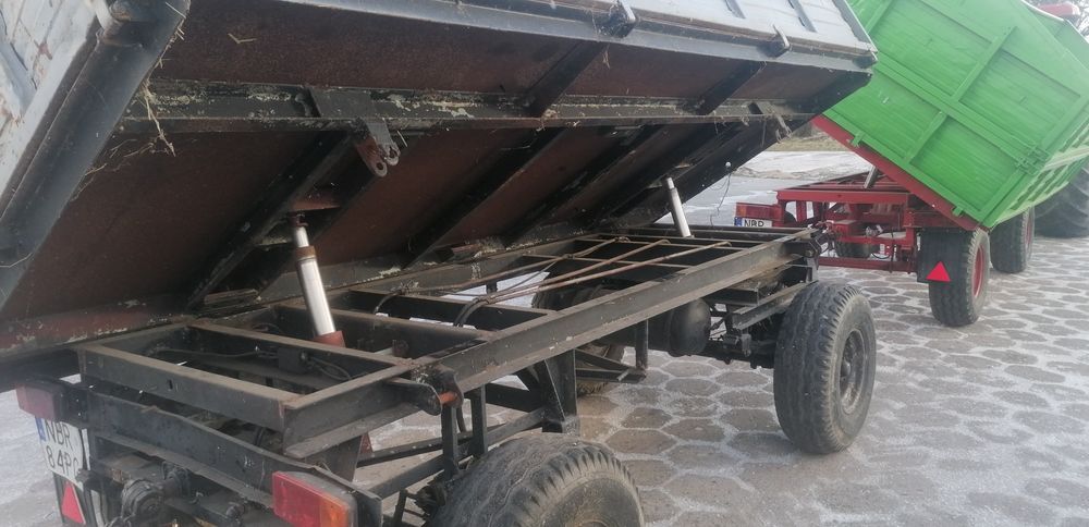 Przyczepa rolnicza D732 do zboża