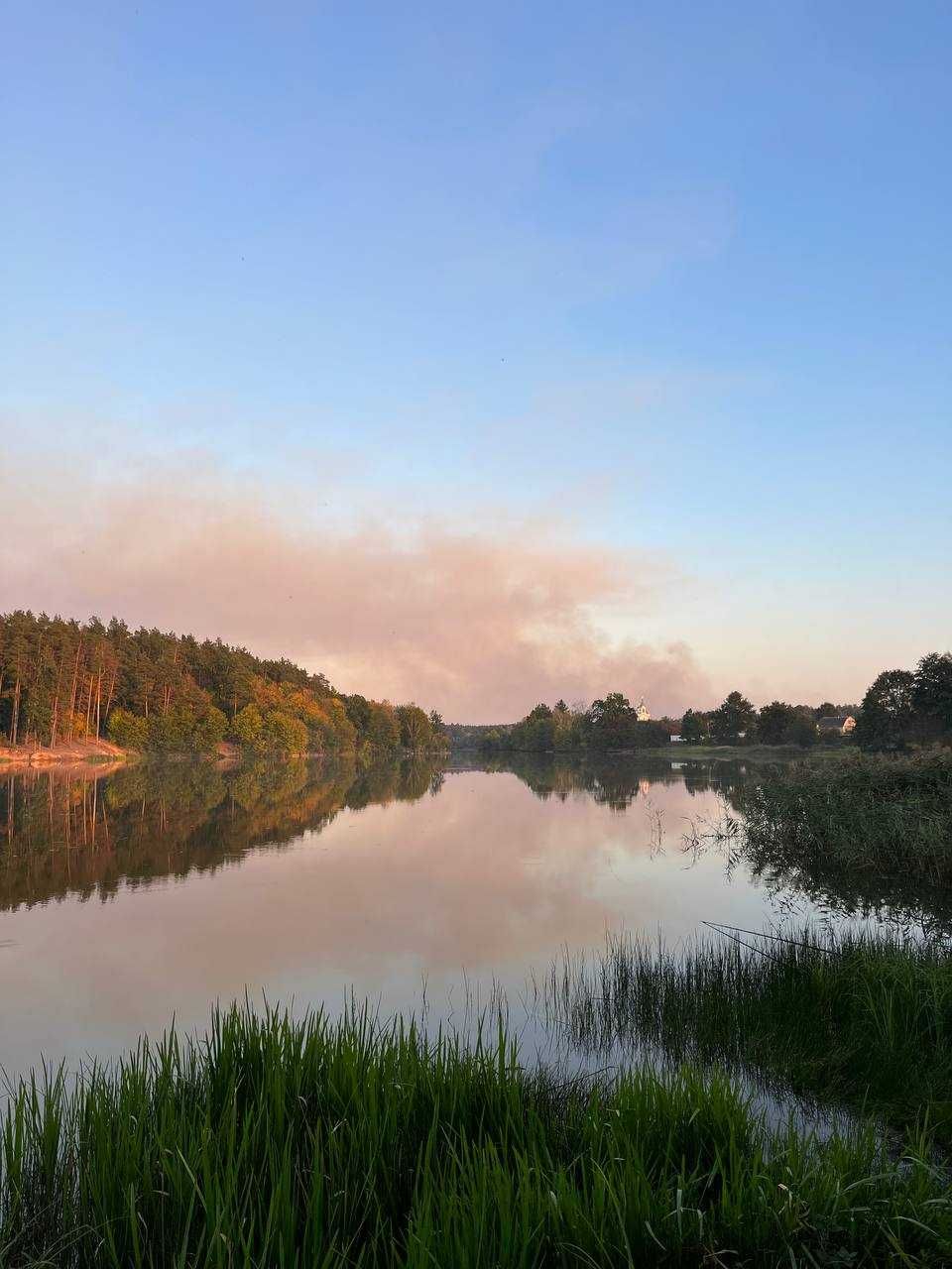 Земельна ділянка на березі річки