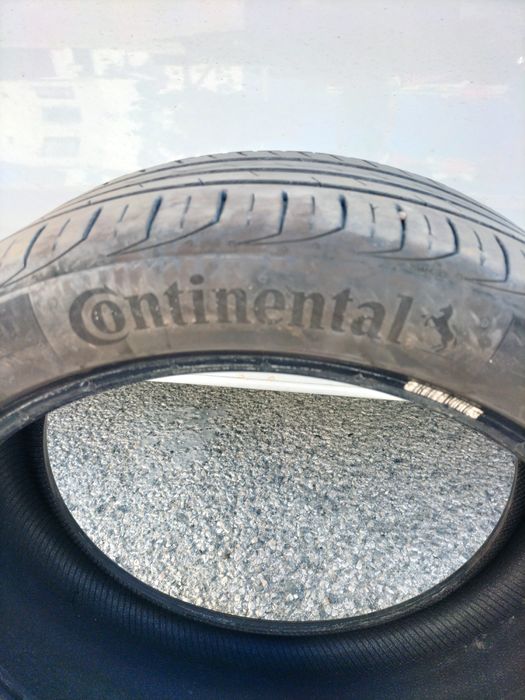 Vendo pneu continental