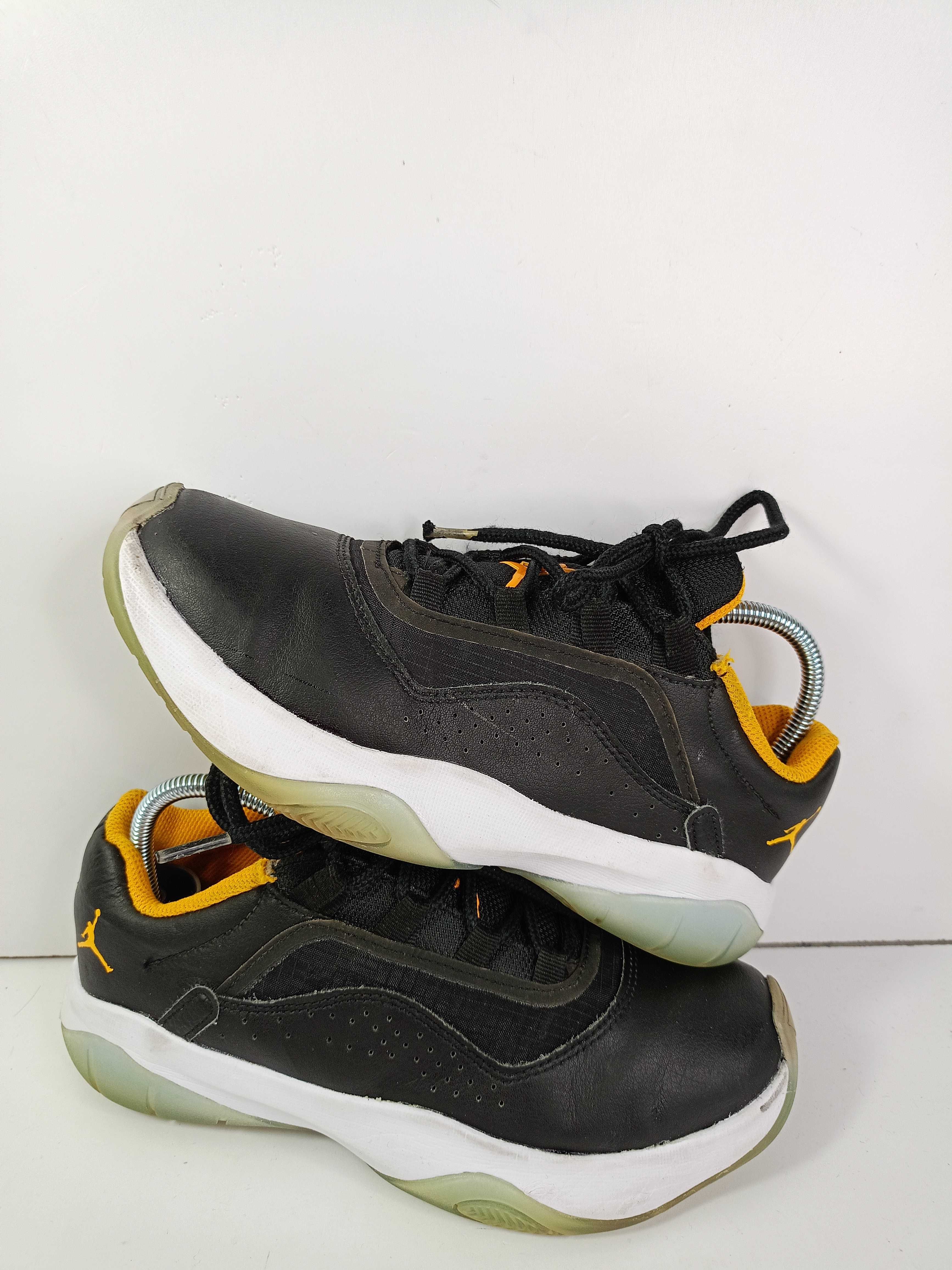 AIR JORDAN 11 CMFT LOW buty chłopięce 37,5