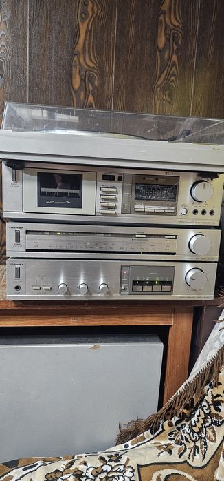 Продам аудіо стійку TOSHIBA
