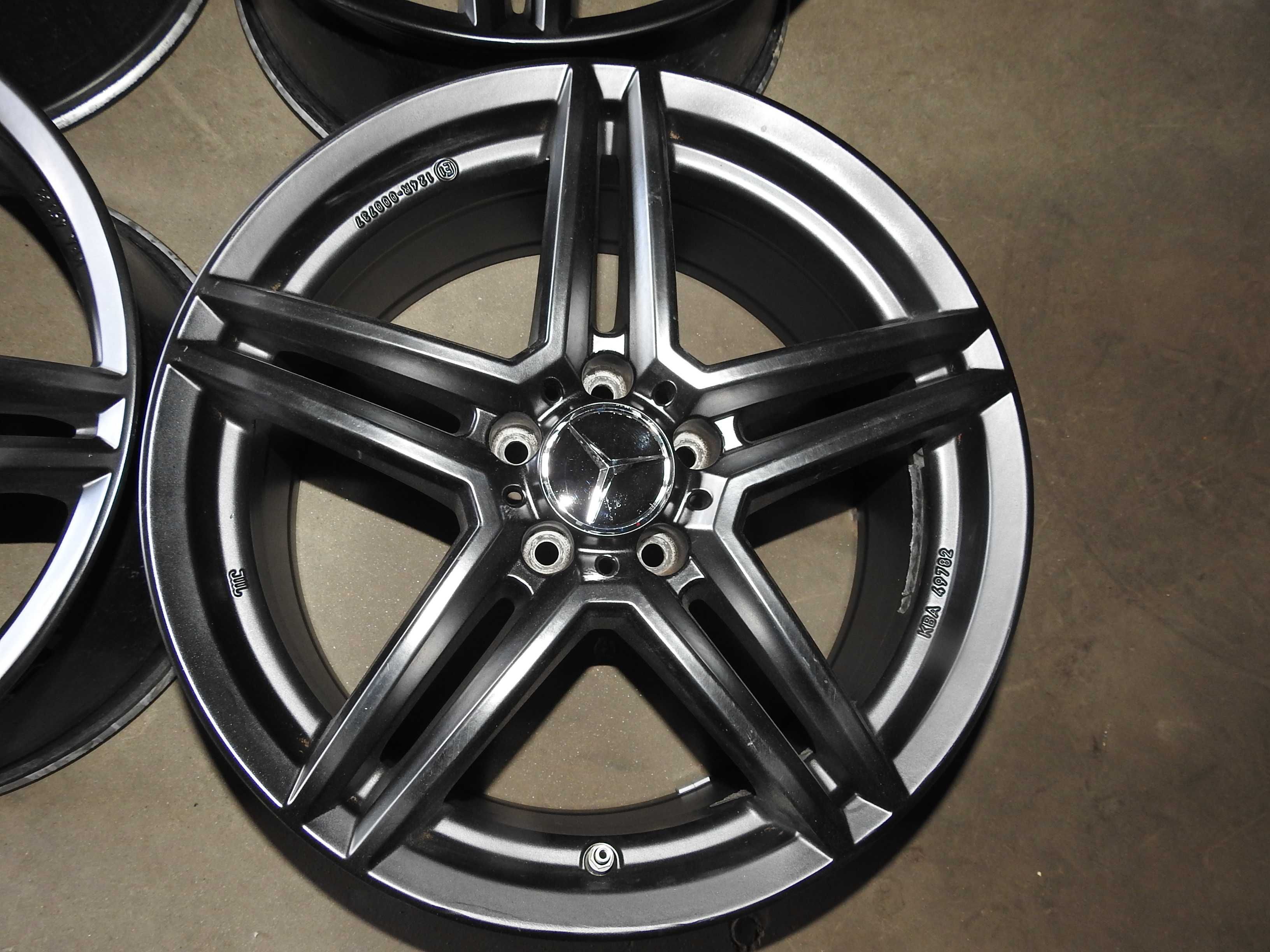 4x Alu 18'' 5x112 Mercedes ET48 8,5J Uniwheels TPMS