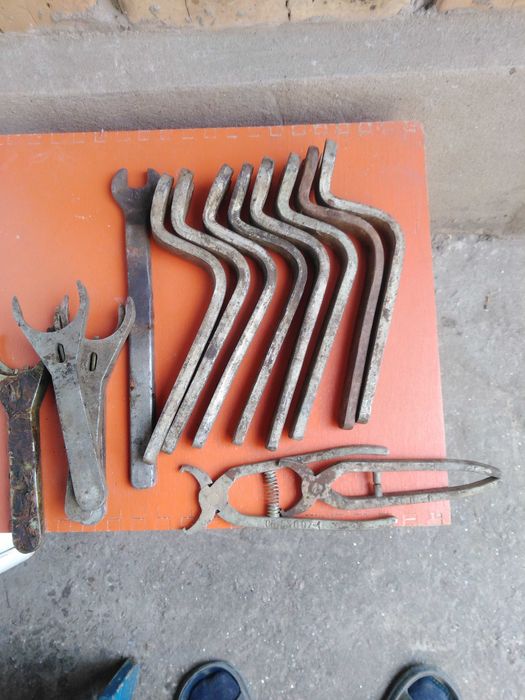 Ключи роковые разных размеров