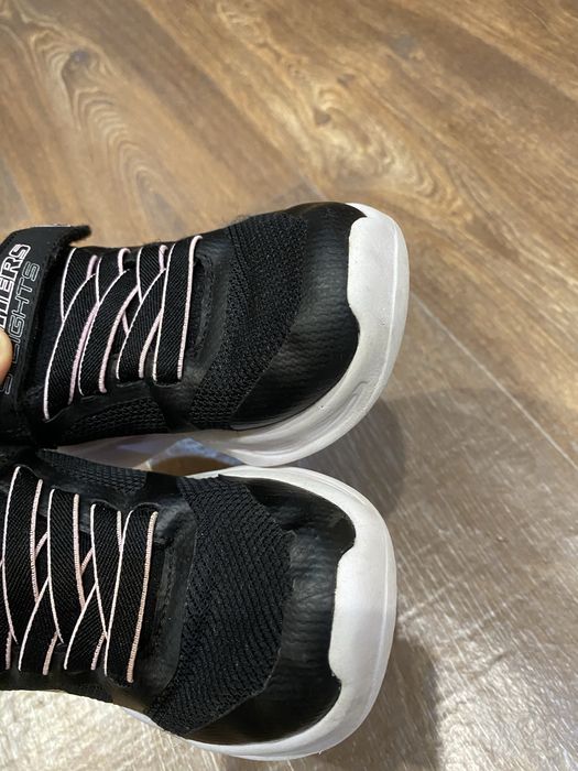 Кросівки Skechers