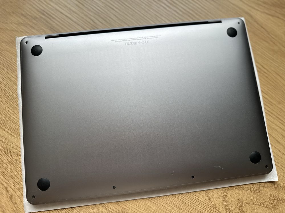 MacBook Pro 13 i5/8/512 2017 A1708