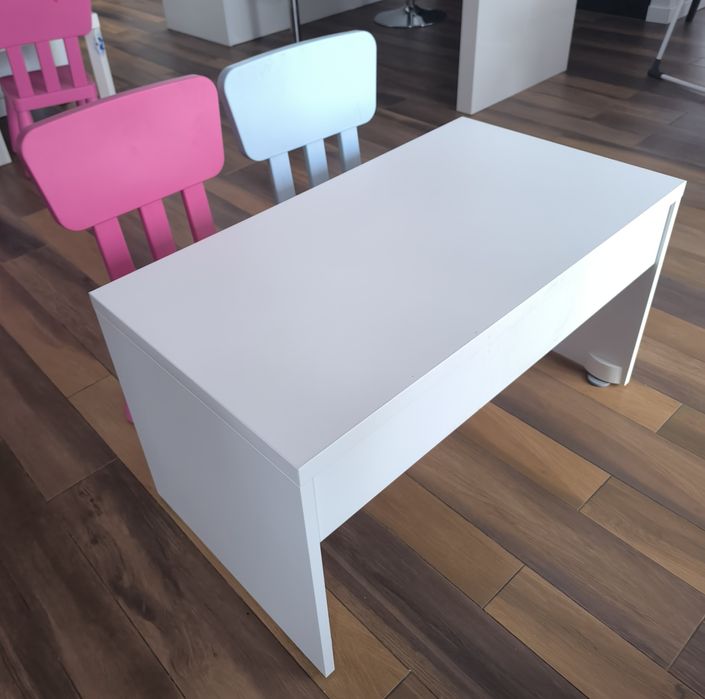 IKEA SMASTAD Ławka, biórko białe  90x50x48 + krzesełka MAMMUT
Ławka, b