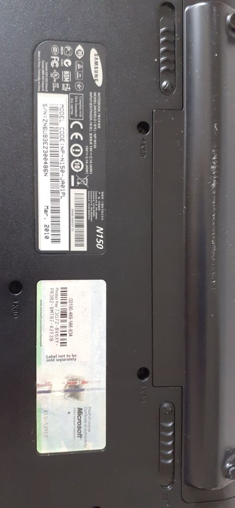 Mały laptop Samsung model CODE : NP-N150-JA01PL