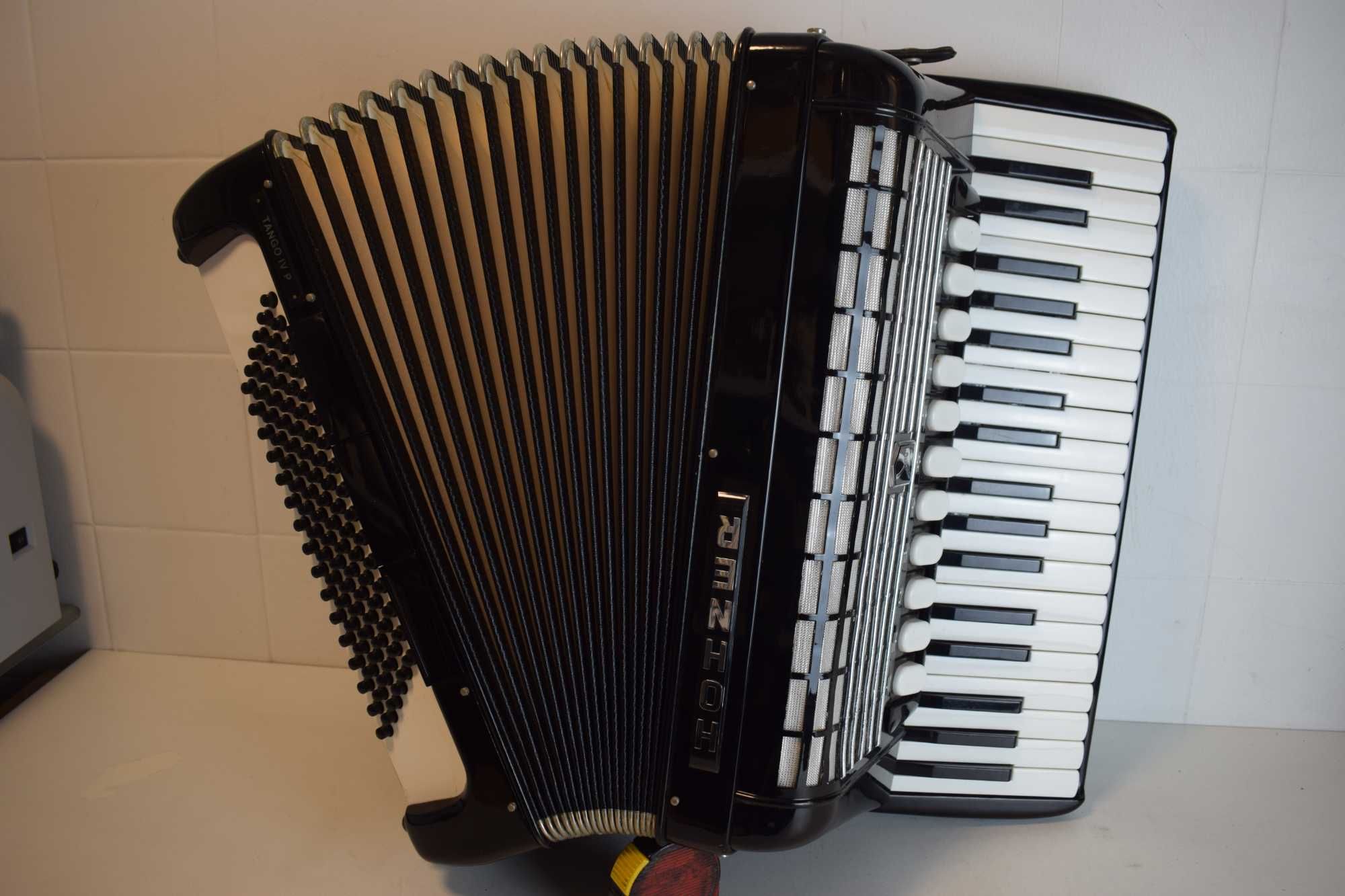 Acordeao Hohner Tango IV P 4 Voz 96 Baixox, N . 345