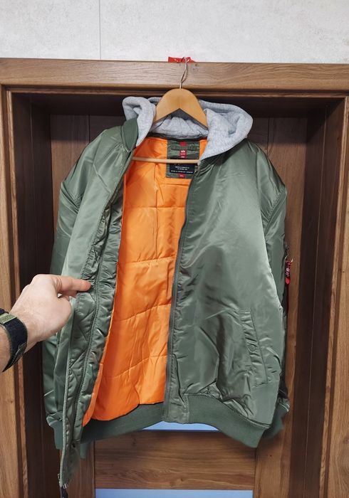 Kurtka bomberka z kapturem Alpha Industries MA-1 rozmiar XXXL