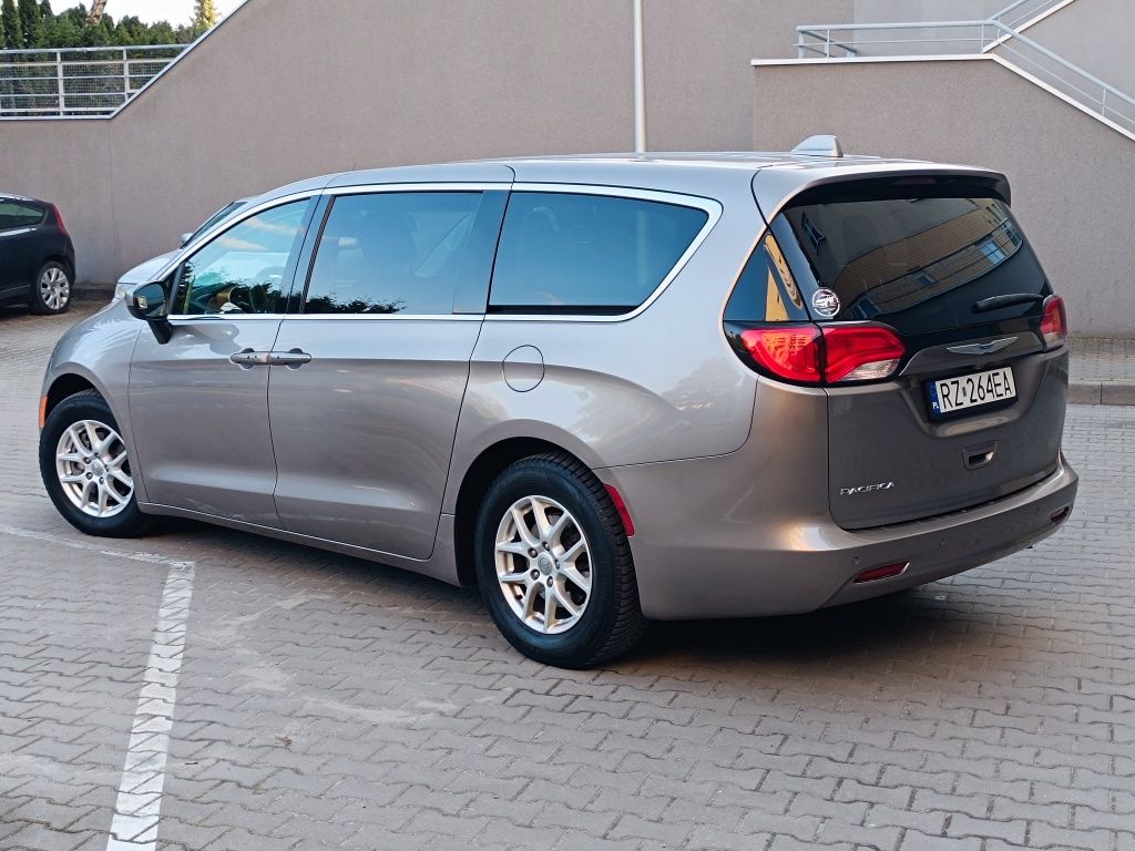 Chrysler Pacifica Touring  3.6 2018-LPG,właściciel.