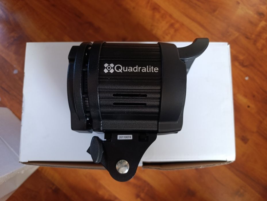 Lampa Quadralite Videoled 600
