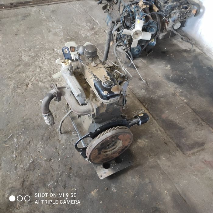 Silnik Iseki 3AE1 E3AE1 części mitsubishi kubota yanmar