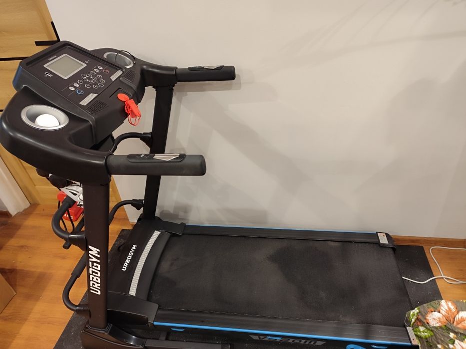 Bieżnia UrboGym V520M