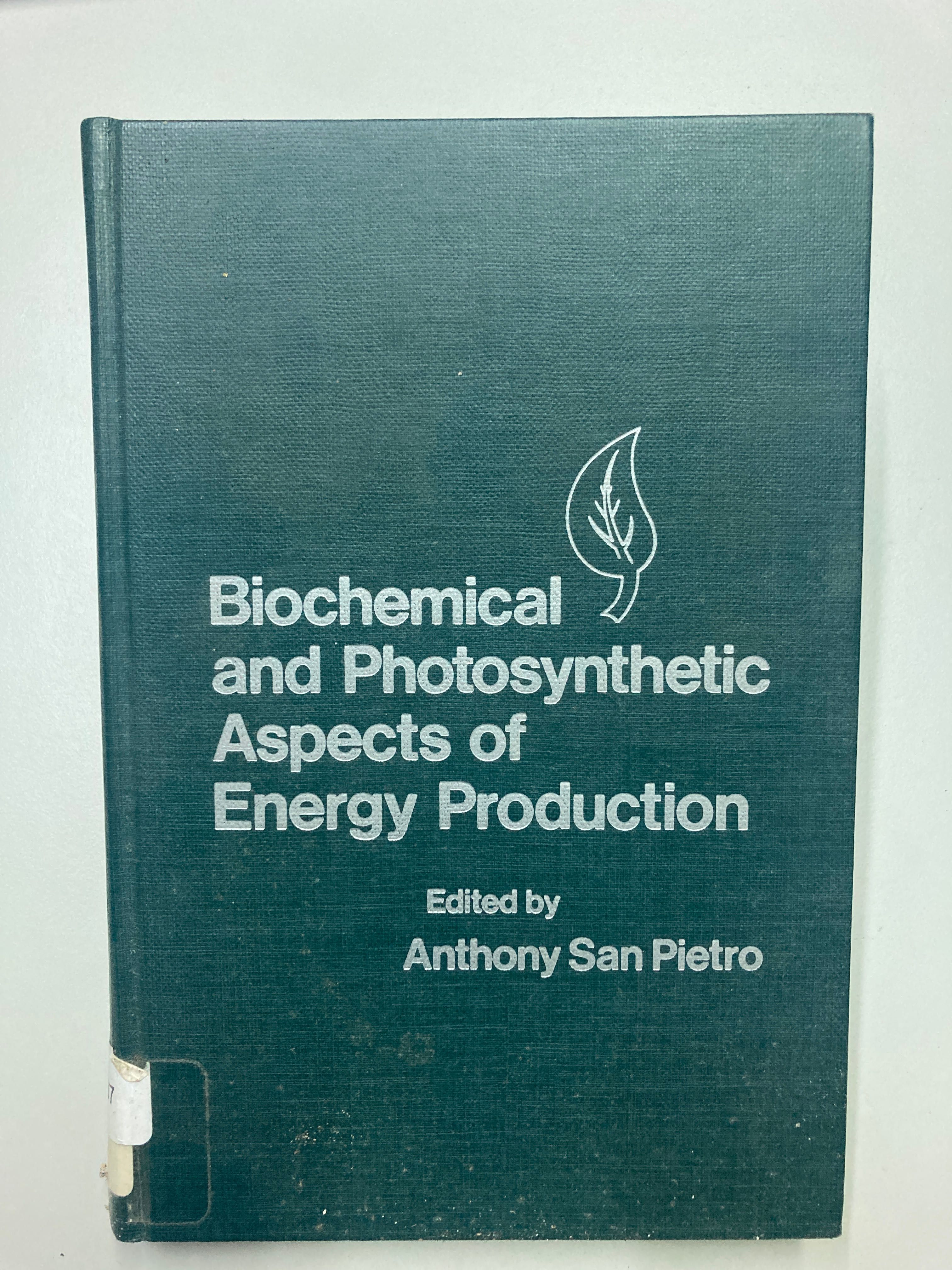 Biochemical and Photosynthetic Aspects of Energy Production