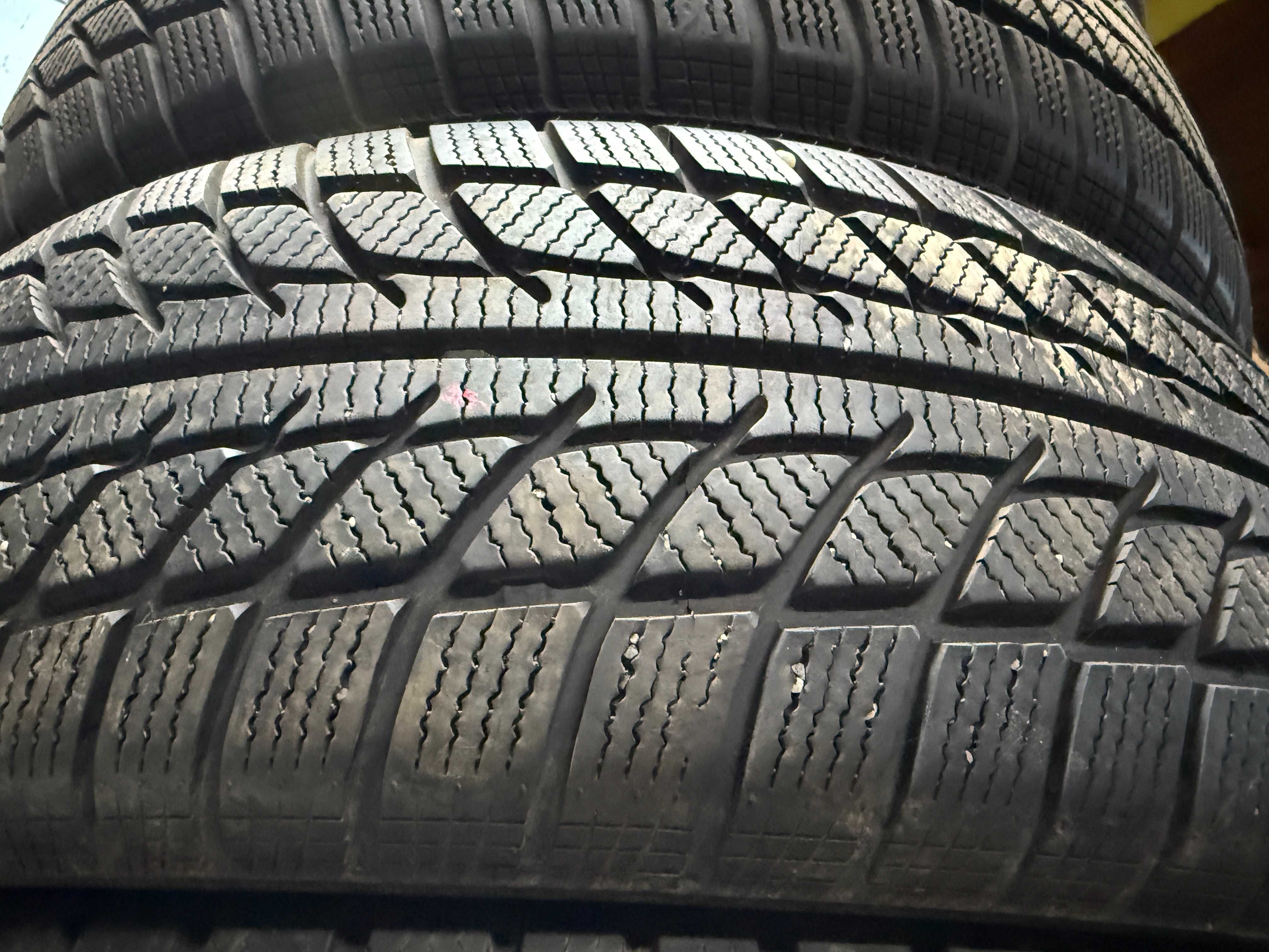 Komplet opon Goodride Snowmaster SW608 215/65r16 98H 2023 r
