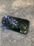 Iphone 11                V