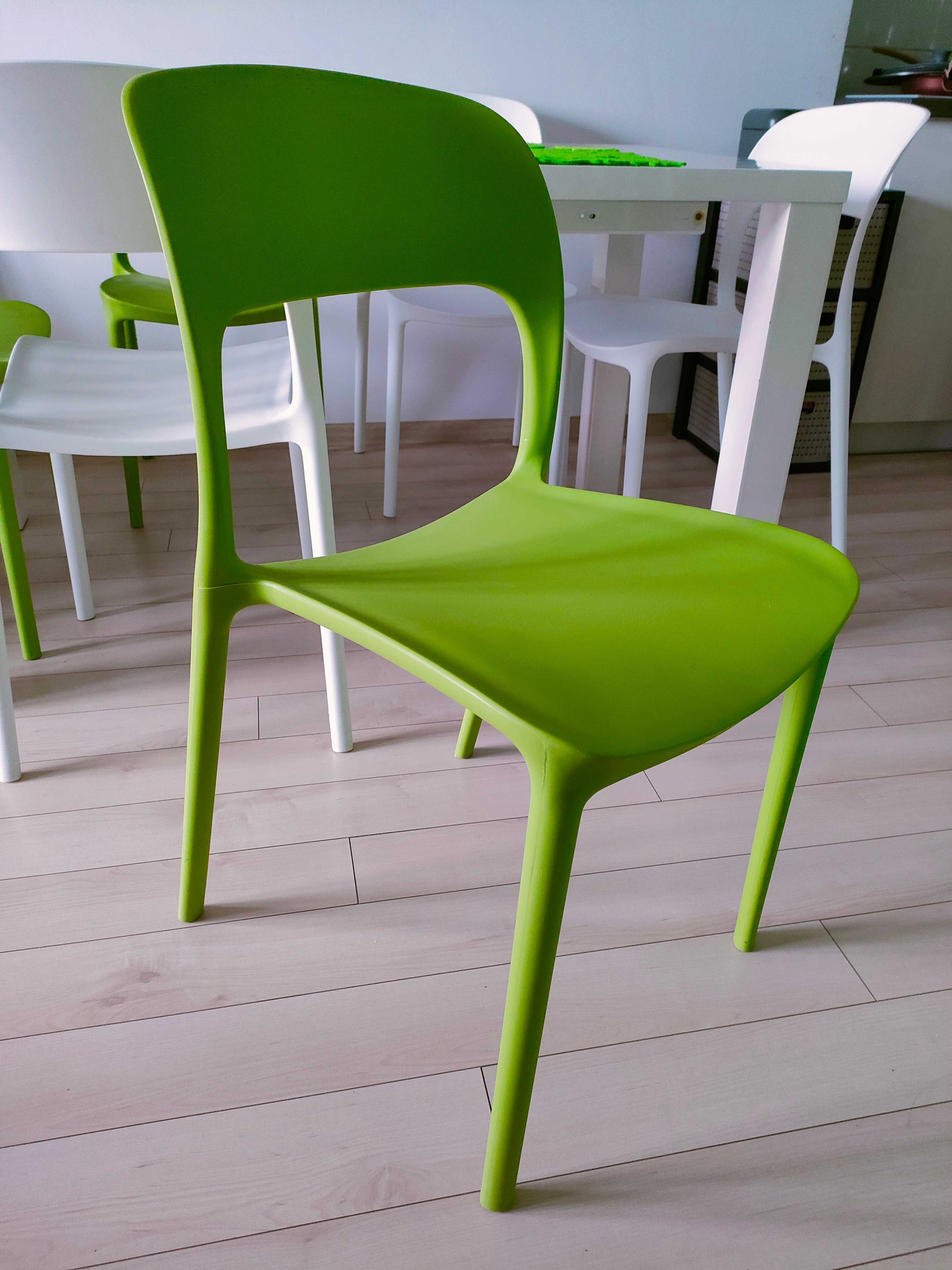 Biały, lakierowany, rozkładany stół+6 krzeseł