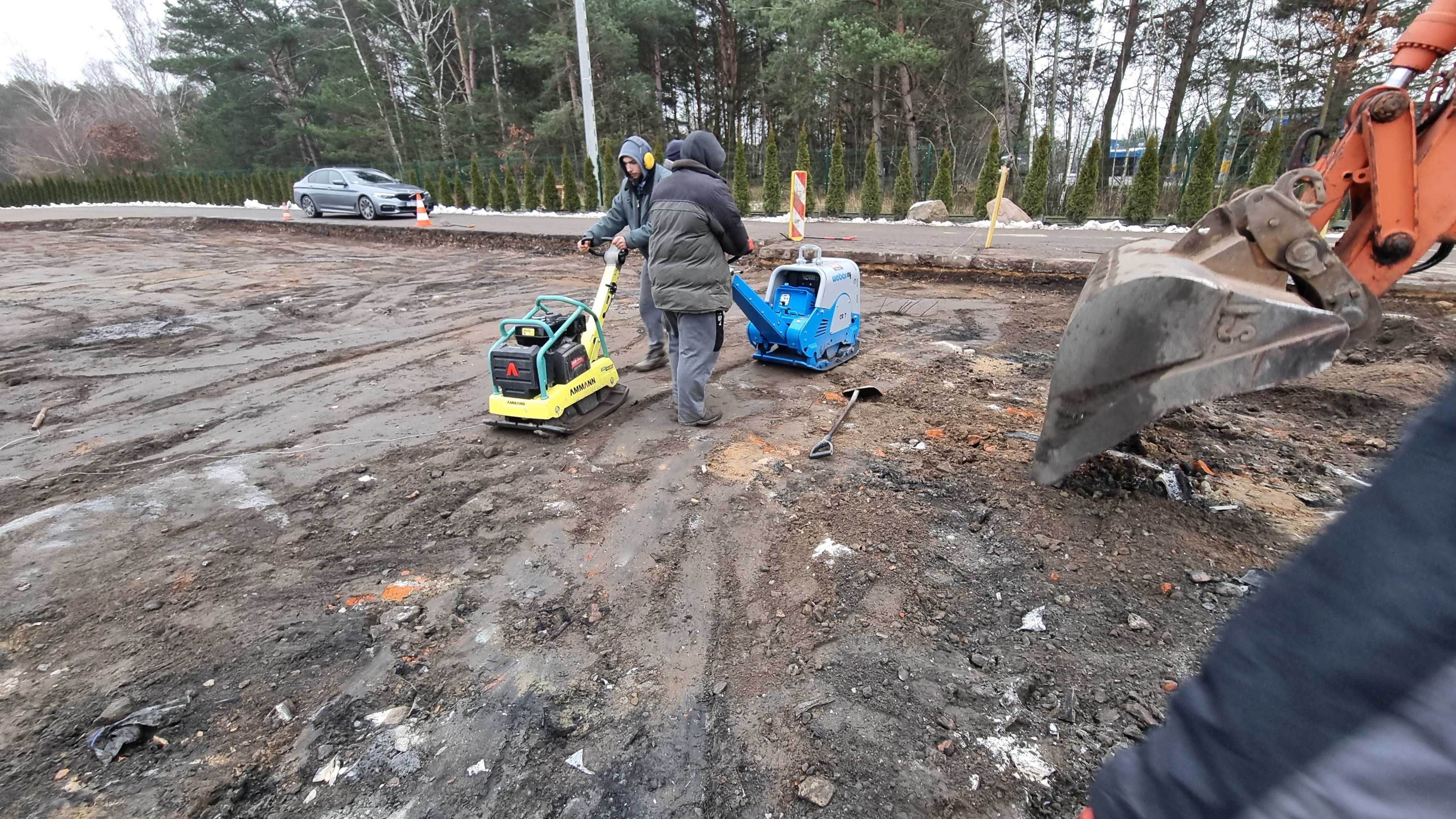 Zagęszczanie gruntu, ubijanie , fundamenty