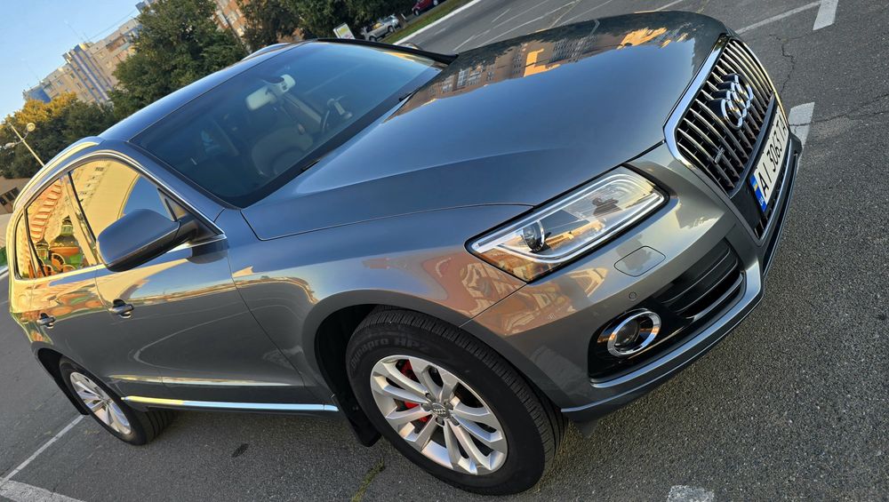 Офіційна Audi Q5