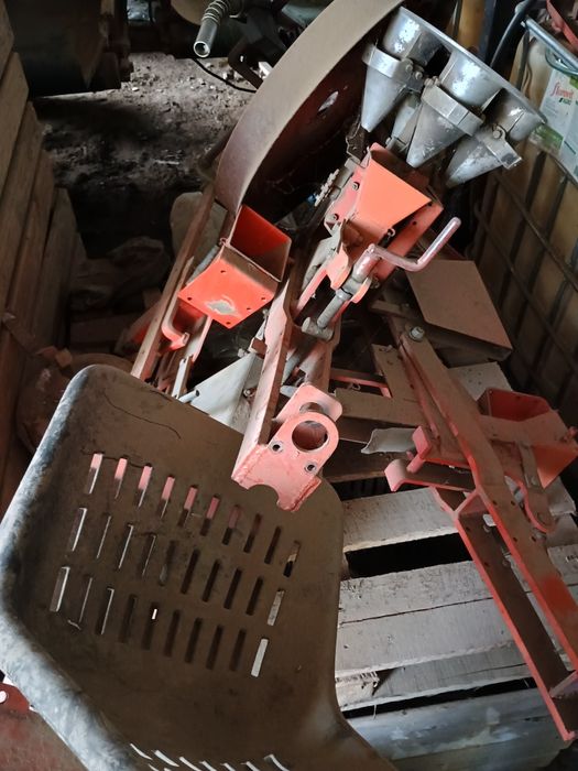 Sekcje sadzarka kubełkowa do rozsady checchi&magli