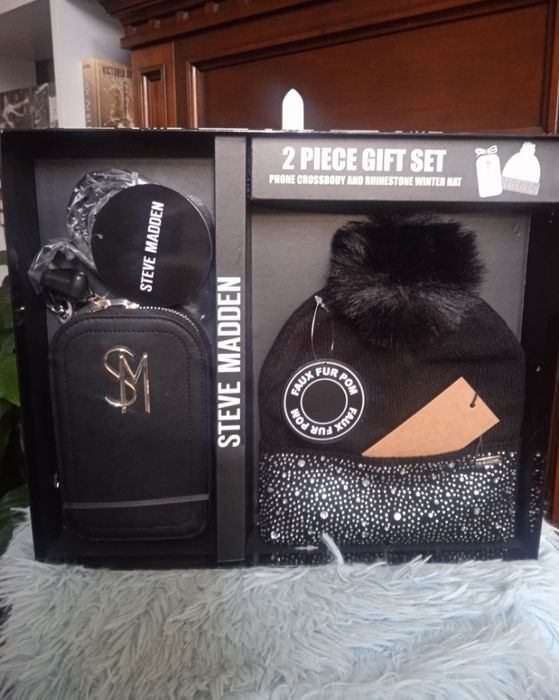 Zestaw prezentowy Steve Madden/czapka+mała torebka