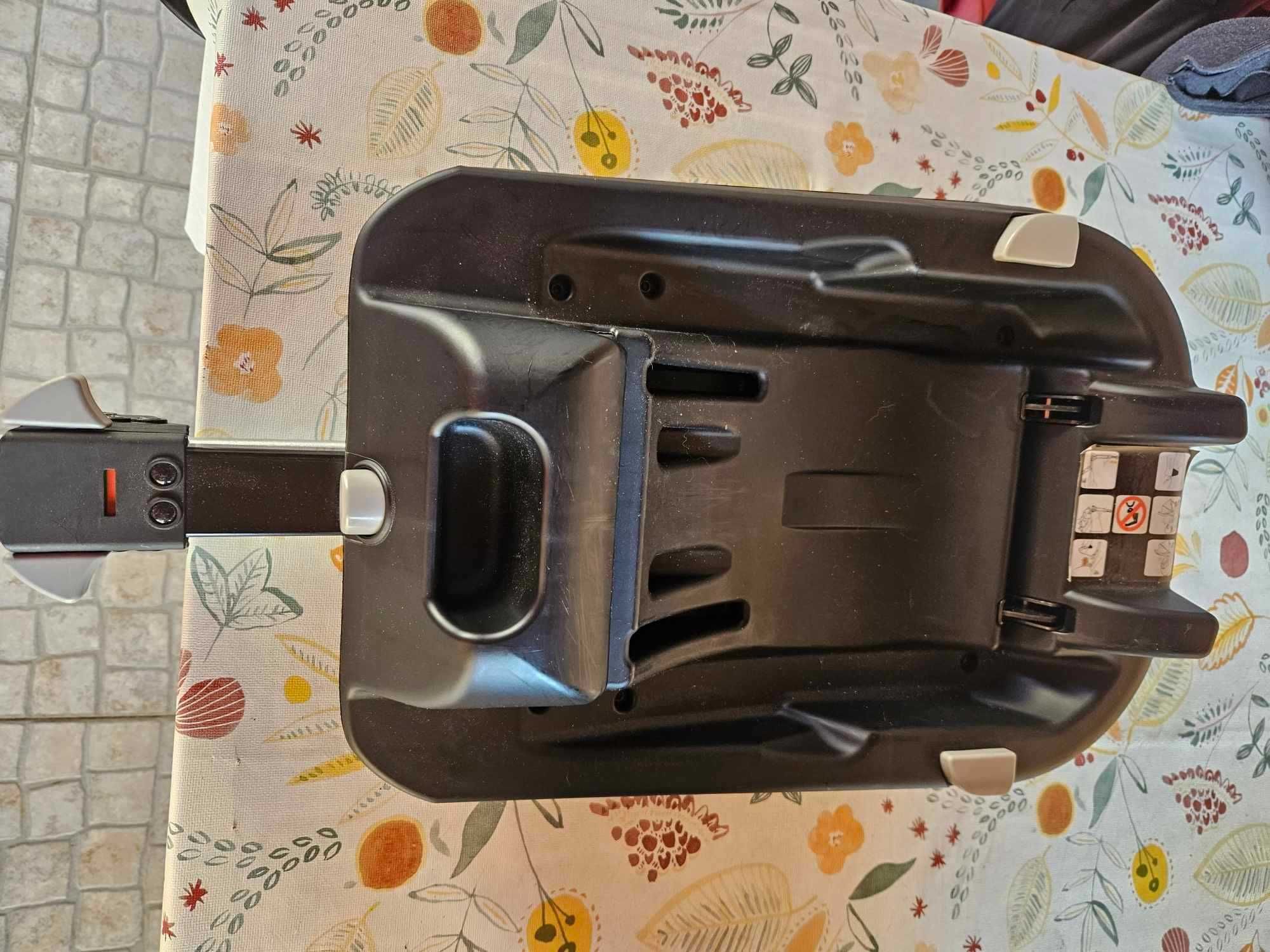 Ovo com Isofix para bebé Zippy