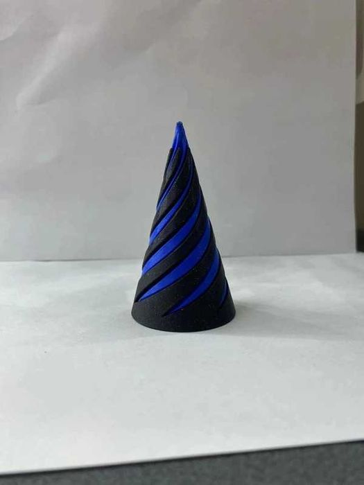 Zabawka 3D Spiralny Stożek Antystresowy – Różne Kolory + GRATIS!