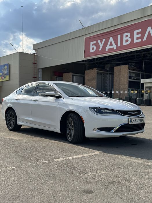 Продам Крайслер 200