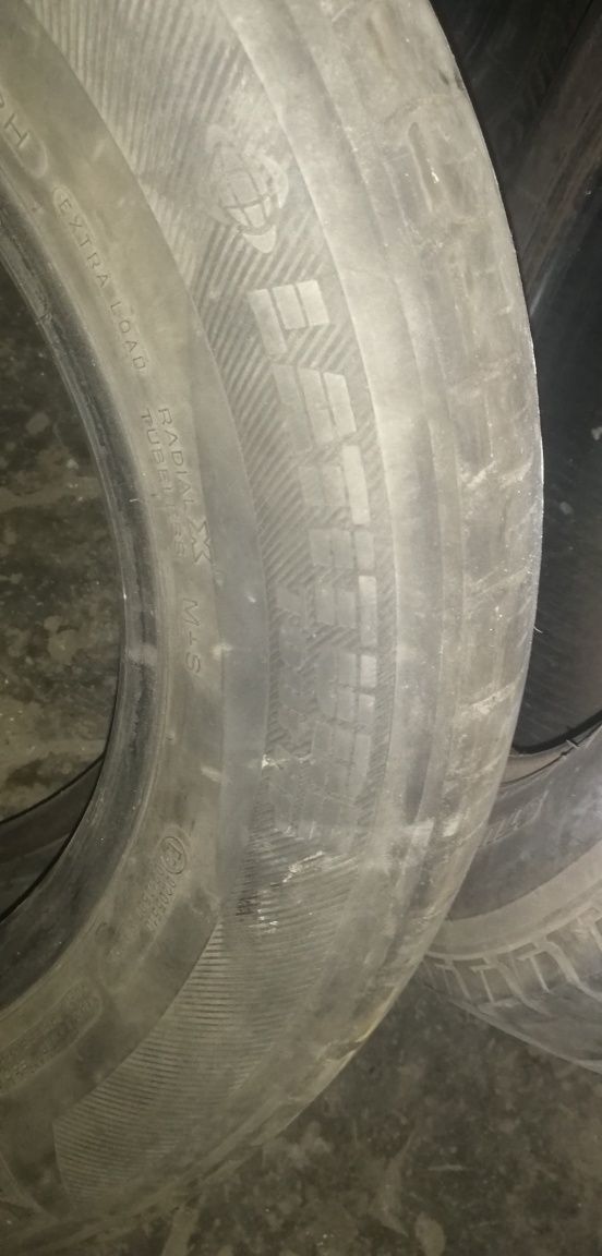 Шина 215/65r16c.Michellin.роспаровка 1шт.