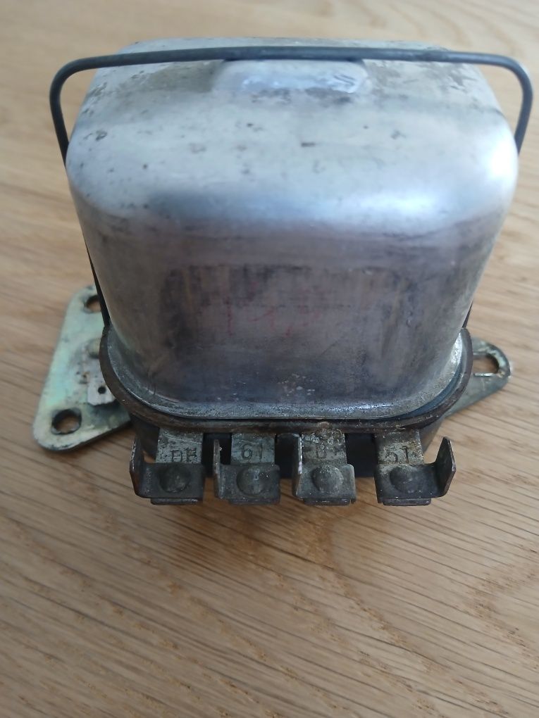 Regulator napięcia Mz etz 150, 250 lub 251 ddr