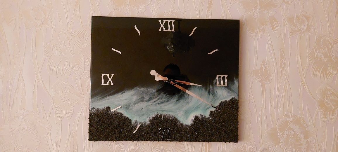 Годинник "Чорний океан"