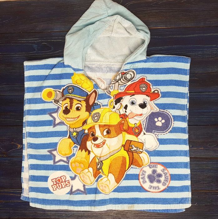 Продам пончо рушник на пляж зі щенячим патрулем на 2-4 роки бу