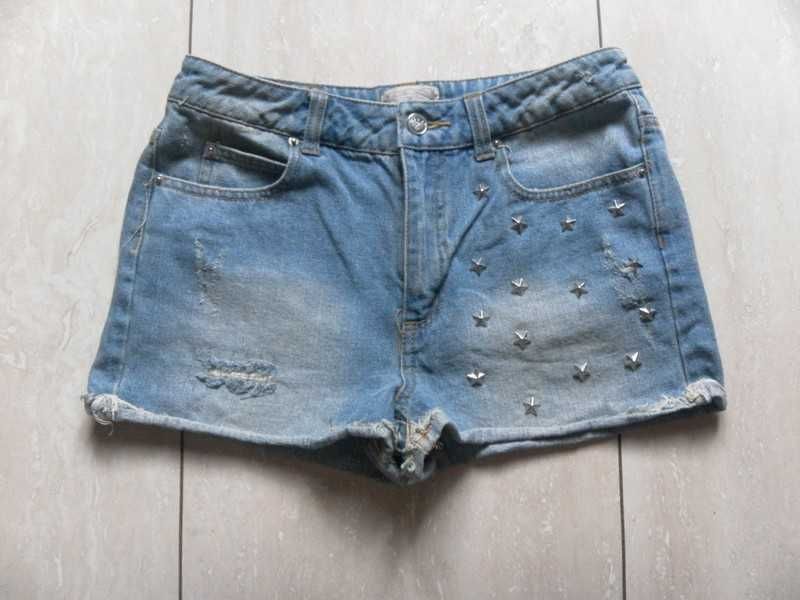 Krótkie spodenki szorty jeans ćwieki gwiazdki 36,S Broken Arrow