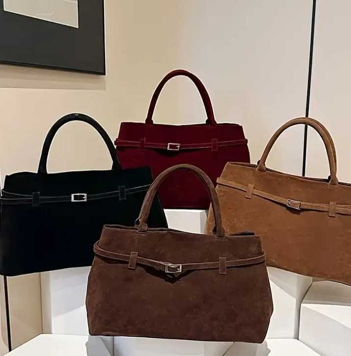 Elegancka Klasyczna Torebka Damska Zamszowa na Ramię – Duża i Pojemna