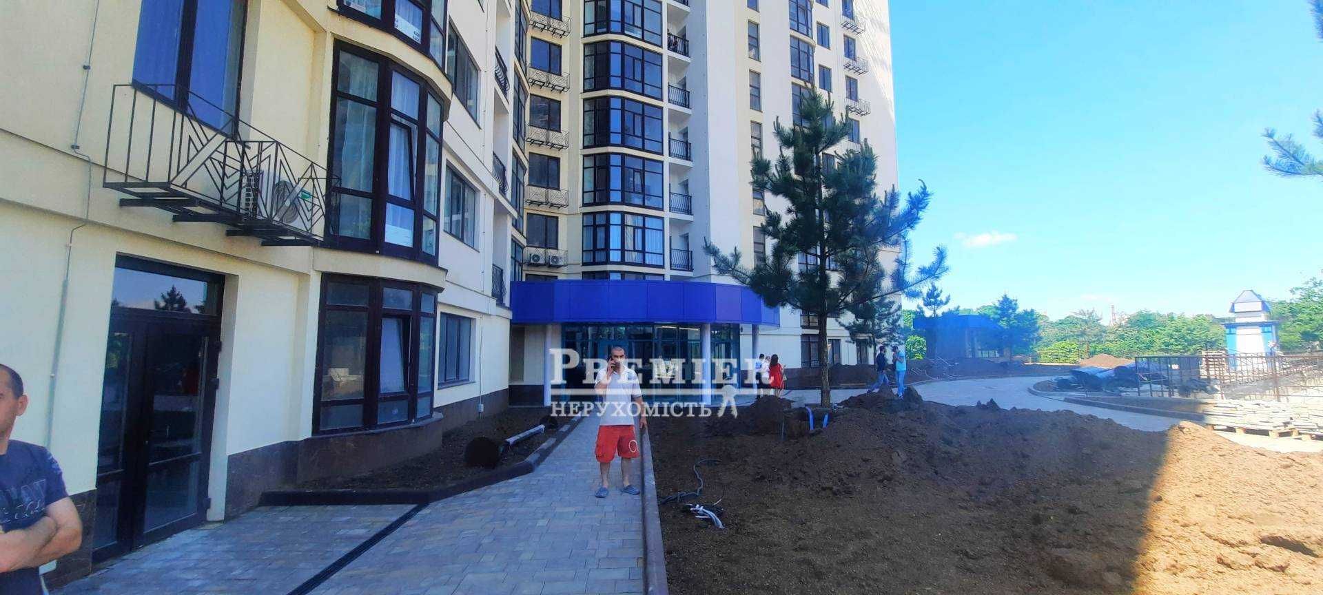 Терміновий продаж! Комерційне приміщення 130м2 Фасад 16 ст Фонтану