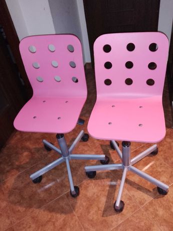 Krzesła różowe obrotowe do biurka z Ikea jules,cena za 1 szt to 35 zł