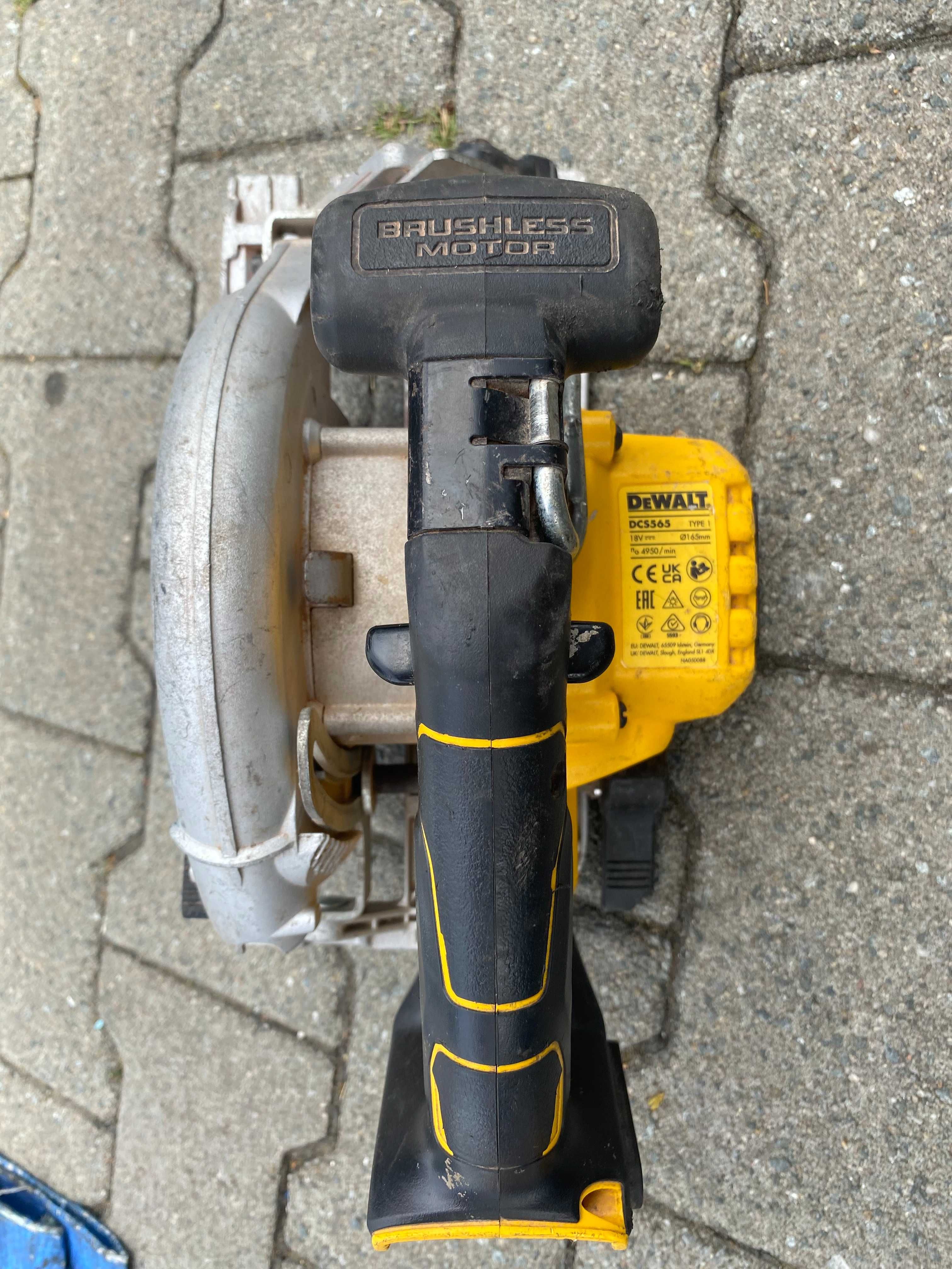 DEWALT pilarka ręczna DCS 565
