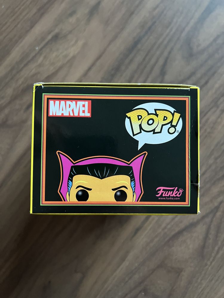 Funko Pop Dr. Strange Blacklight SE - 651