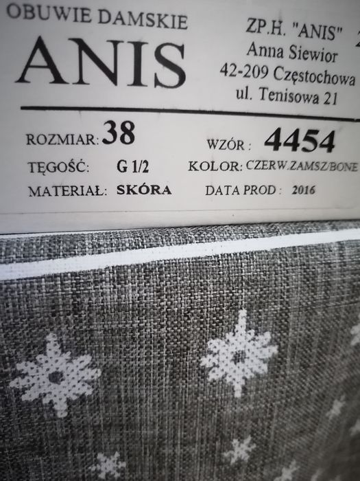 Buty na niskim obcasie