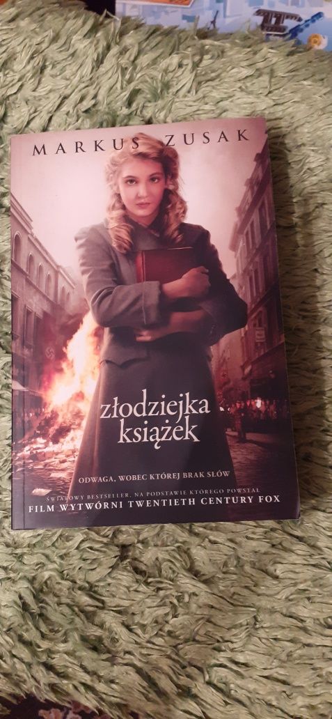Złodziejka książek Zusak