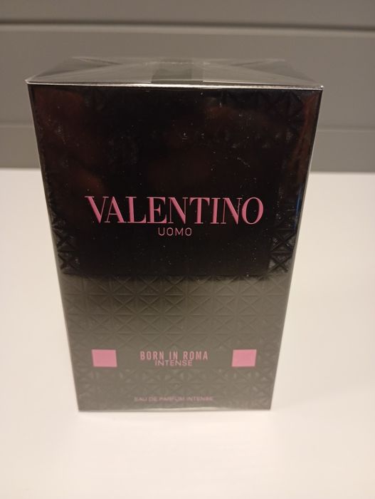 Valentino Born In Roma Uomo Intense