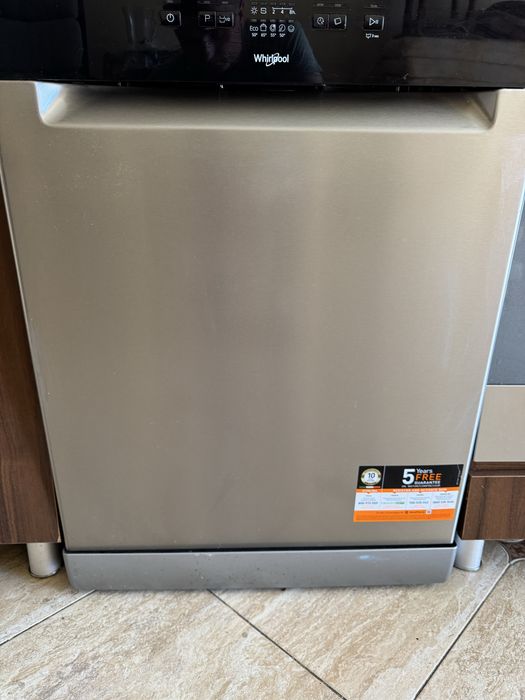 Посудомийна машина WHIRLPOOL WFE2B19X