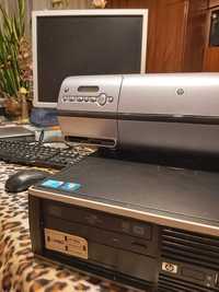Komputer stacjonarny hp 8000 z monitorem DELL 19" i drukarką hp 7450