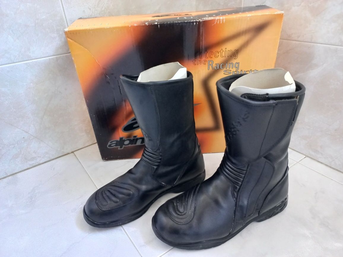 Botas para moto Alpinestars - Gore Tex 
Tamanho: 42